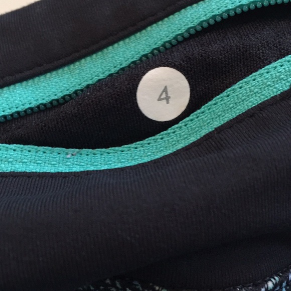 Lululemon crop Leggings - Picture 8 of 8